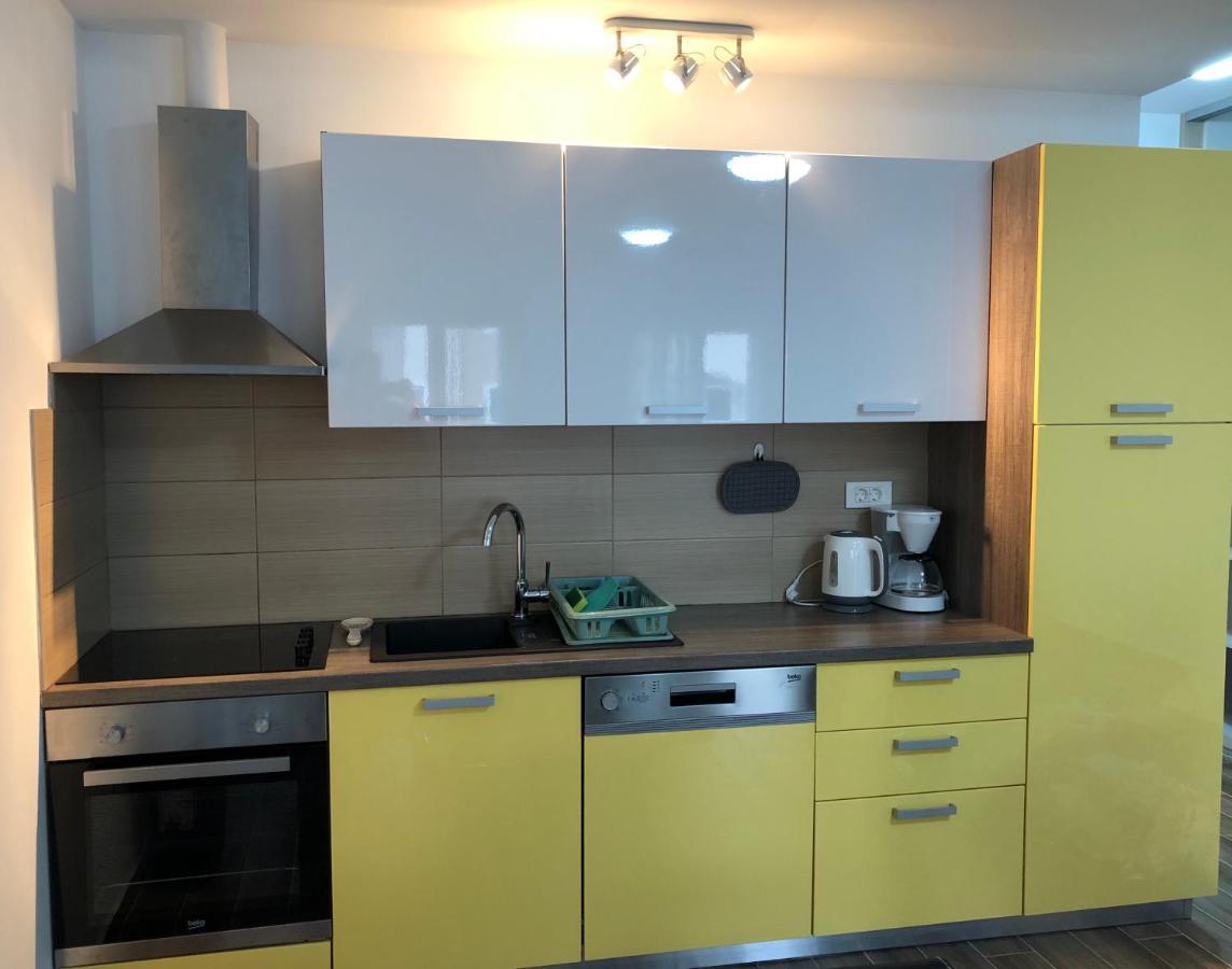 Apartments Dona Црес Экстерьер фото