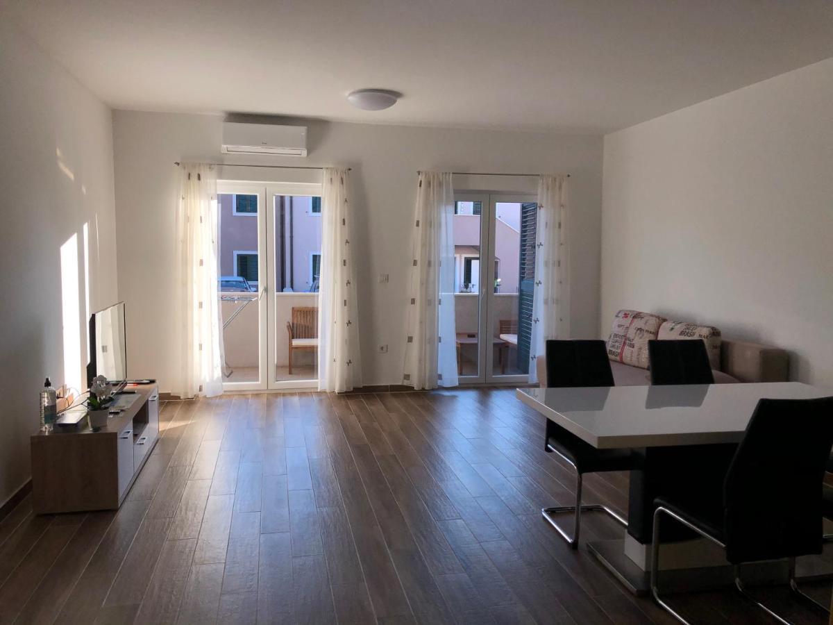 Apartments Dona Црес Экстерьер фото